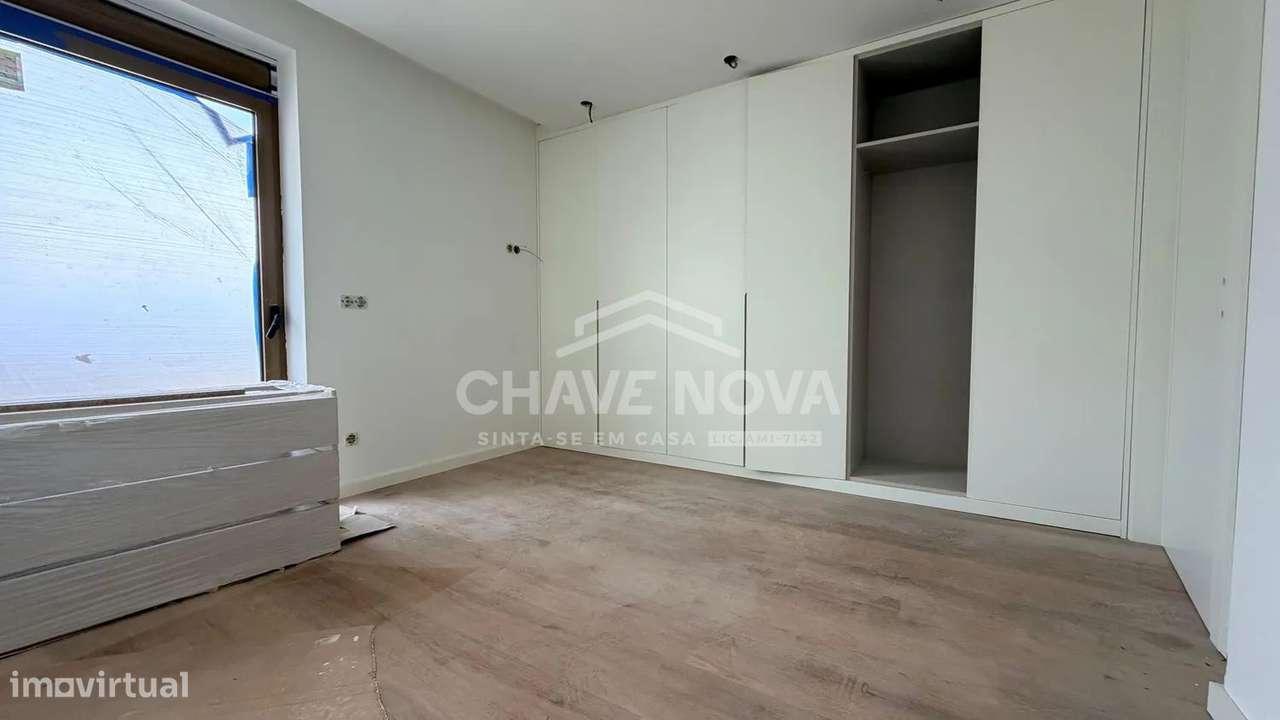 T3 Novo c/ 2 Lugares de Garagem na Maia-35
