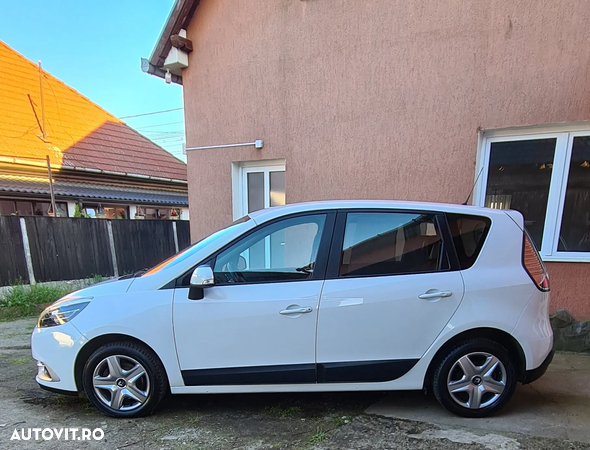 Renault Scenic - 5