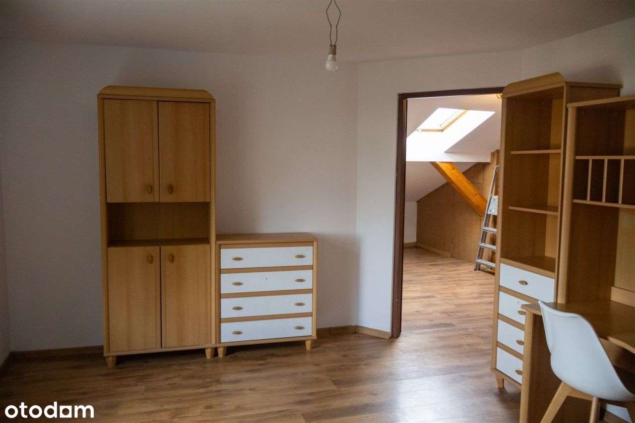 Dom z dwoma mieszkaniami i budynkiem gosp– Szczuka-6