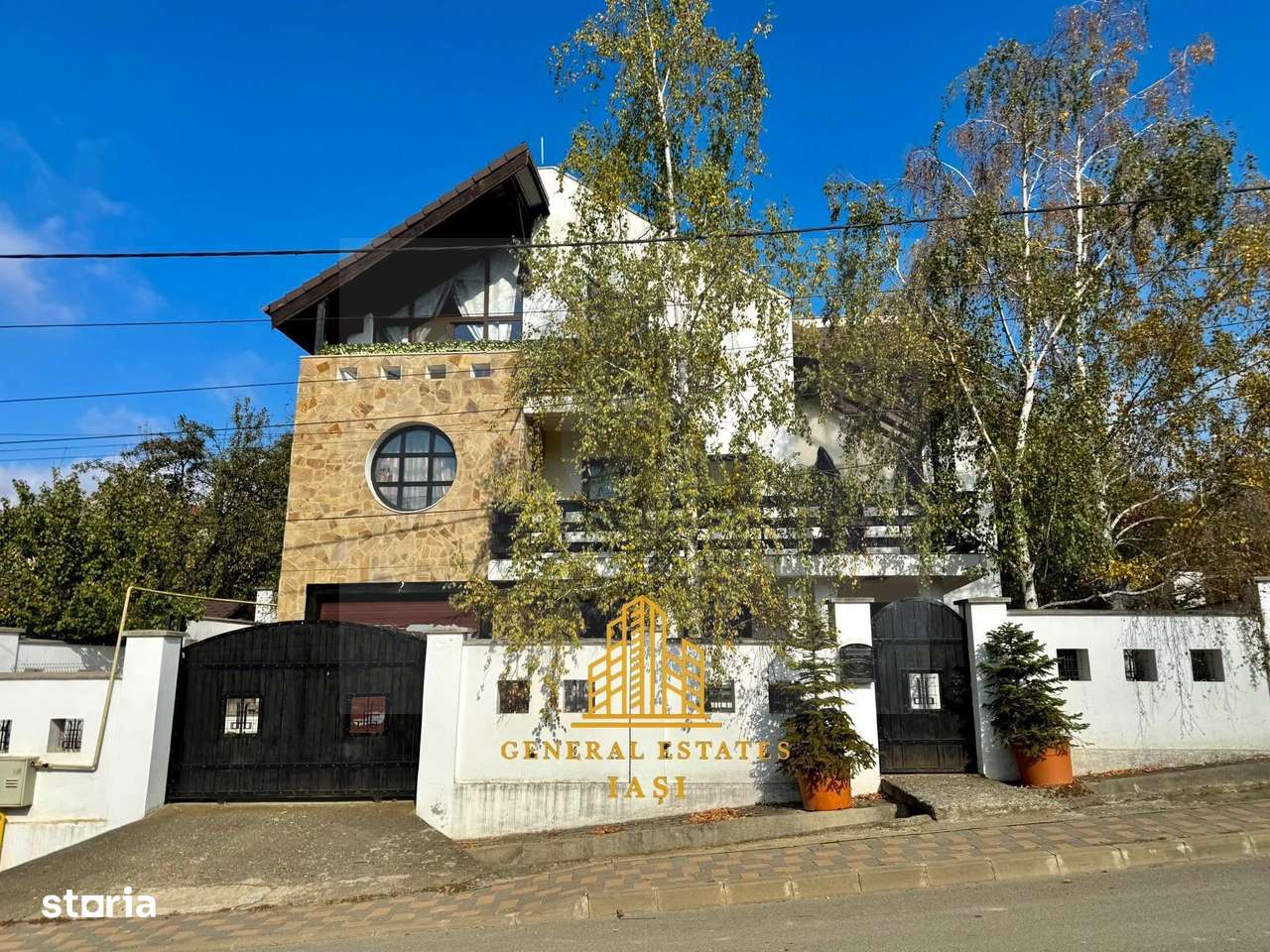 Vânzare Casă în Bucium cu Priveliște Panoramică - Imagine principală: 2/20