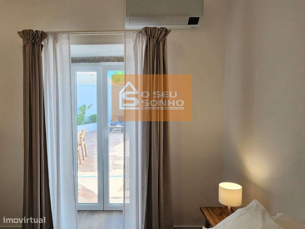 Moradia Térrea Tradicional com Terraço no Centro Histórico de São B...-11