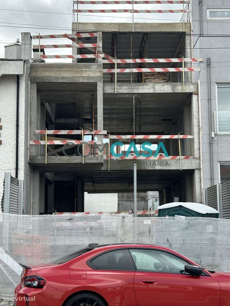 Moradia | V3 suites | piscina descoberta e ginasio | Porto-23