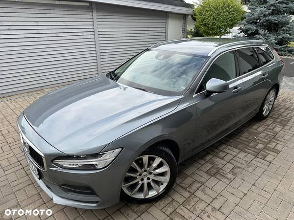 Volvo V90 D4 Momentum Pro - 9