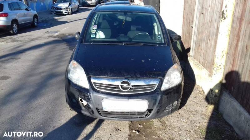 Dezmembrari  Opel ZAFIRA B  2005  > 0000 1.7 CDTI Motorina - 1