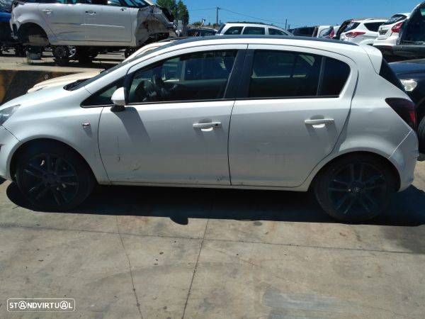 Para Peças Opel Corsa D (S07) - 2