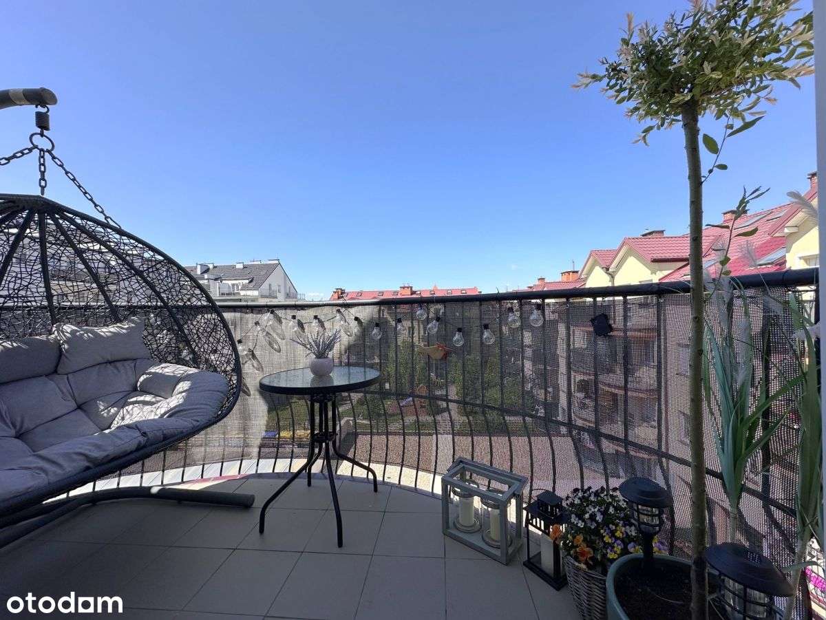 Apartament II poziomowy, 4 pokoje, balkon oś. Piek-14