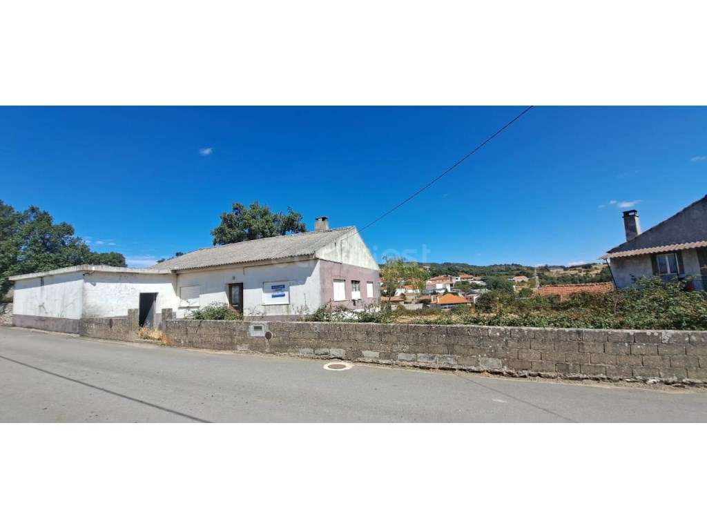 Moradia rés do chão com terreno, em Vale de Porco, Mogadouro - Grande imagem: 5/16