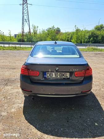 BMW Seria 3 320d EfficientDynamics Edition - 7