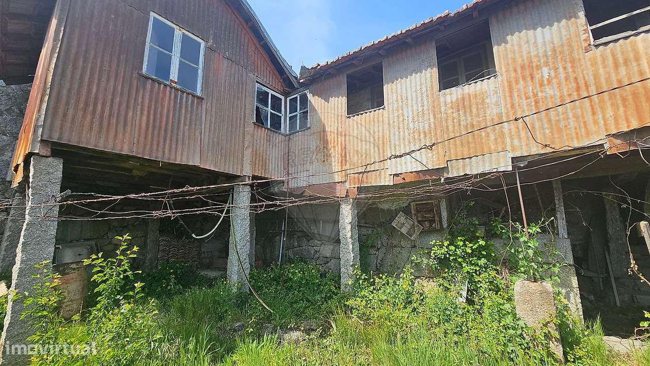 Moradia T2 para venda-4