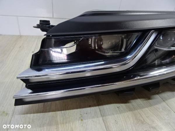 VW ARTEON 3G8941081 LAMPA LEWA FULL LED - 3