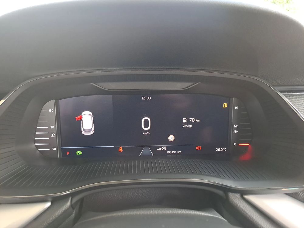 SKODA OCTAVIA Masaże Indukcja Head UP Martwe pola ACC DSG Salon PL ASO VAT23%