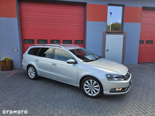 Volkswagen Passat Variant 1.6 TDI DPF BlueMotion Technology Highline - 18