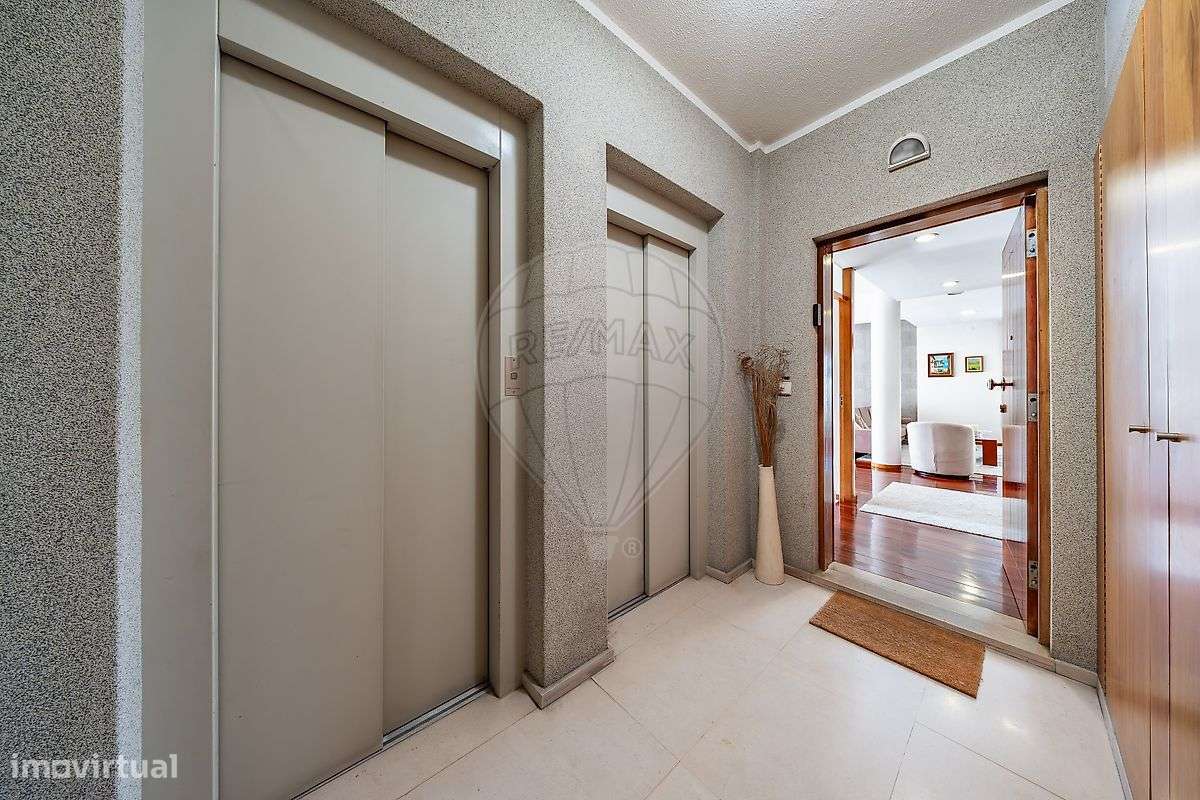 Apartamento T4 para venda-5