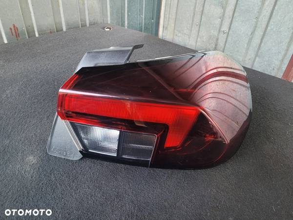 Lampa tylna lewa prawa tył Opel Corsa F - 2