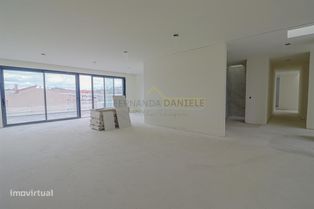Apartamento T4  - Condomínio Feira´'s Prime - Grande imagem: 5/57
