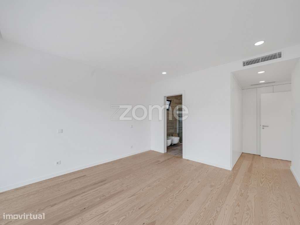 Moradia T6 Famões-19