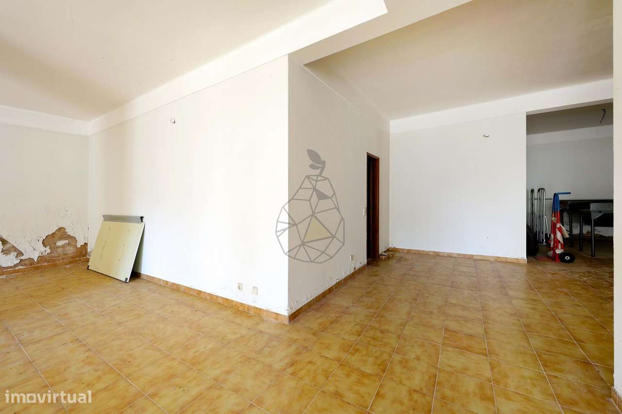 Loja com 187 m2 para venda em caldeira do Moinho - Abicada - Portimão - Grande imagem: 5/24