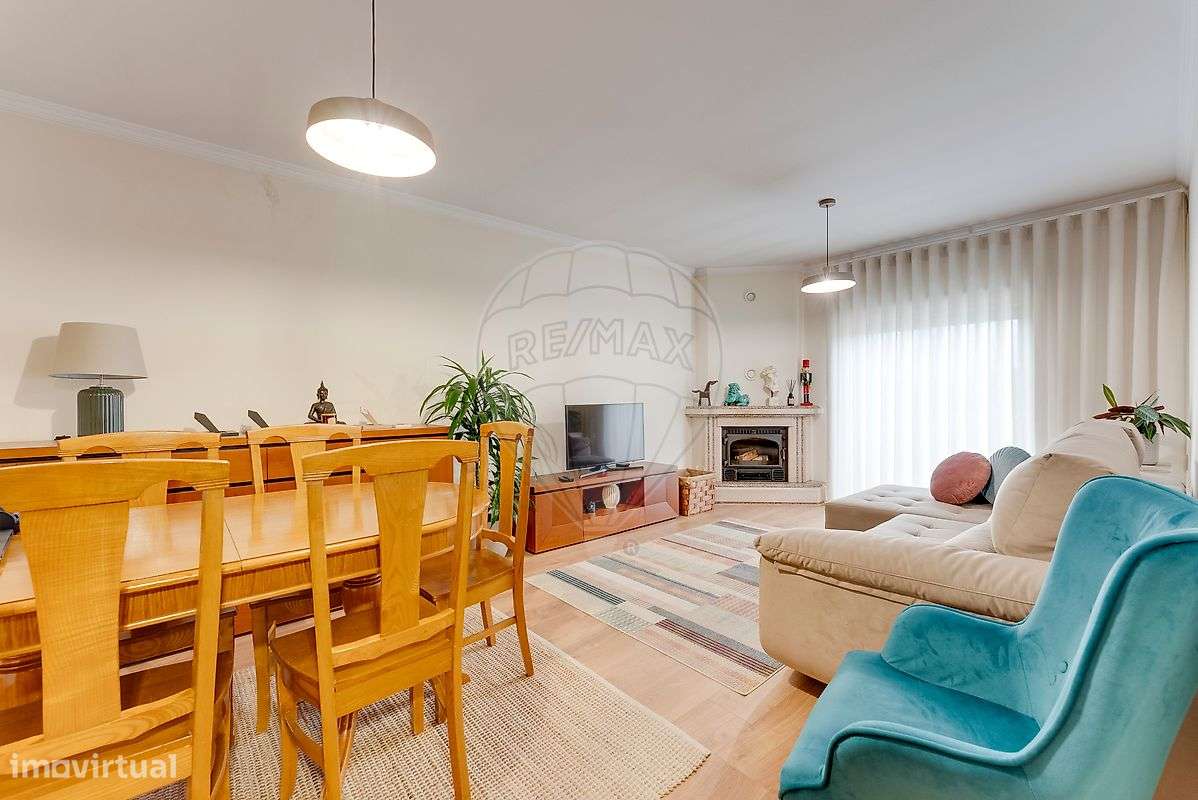 Apartamento T4+1 Duplex - Oliveirinha - Grande imagem: 2/31