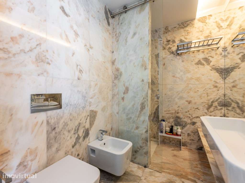 T3, como novo, vista rio no Cais do Cavaco-25