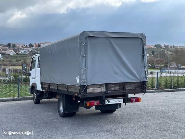 Nissan Cabstar 120/35 Cabine Dupla - 4