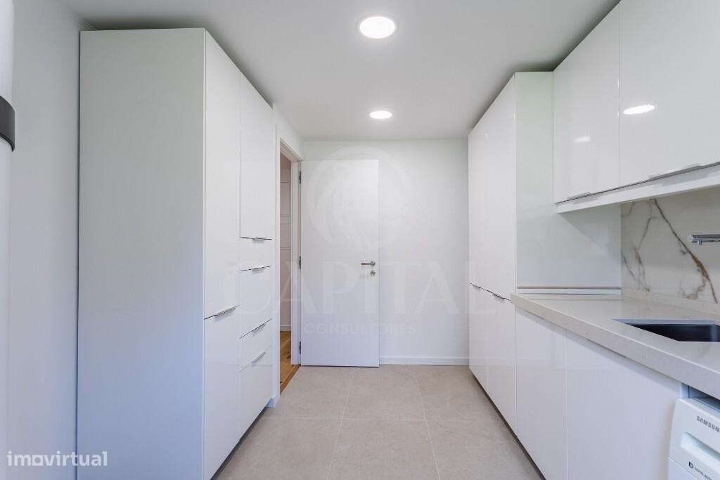 Apartamento T5 Duplex Exclusivo em Primeira Linha de Mar-21