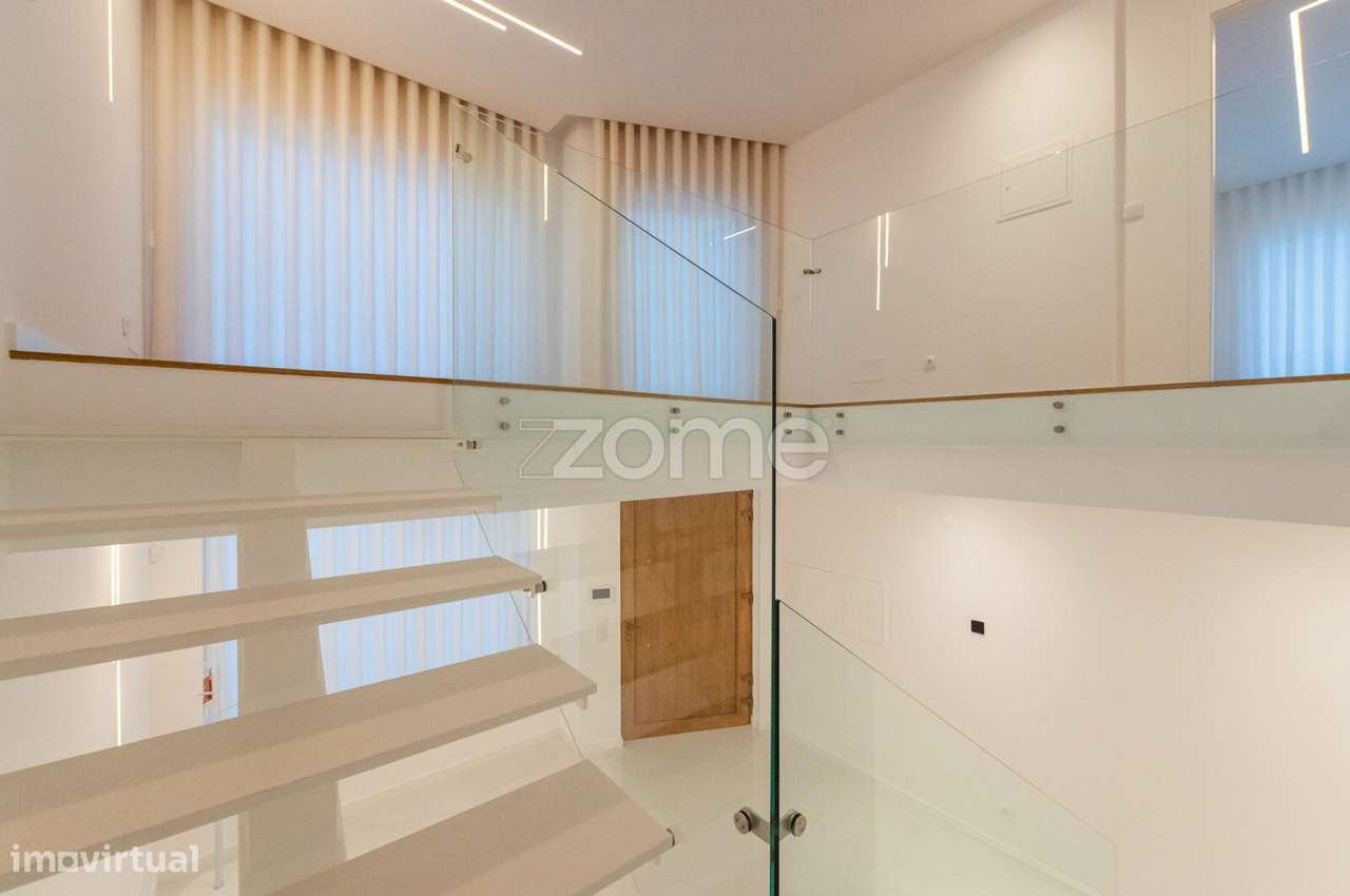 Moradia T4 com psicina-38