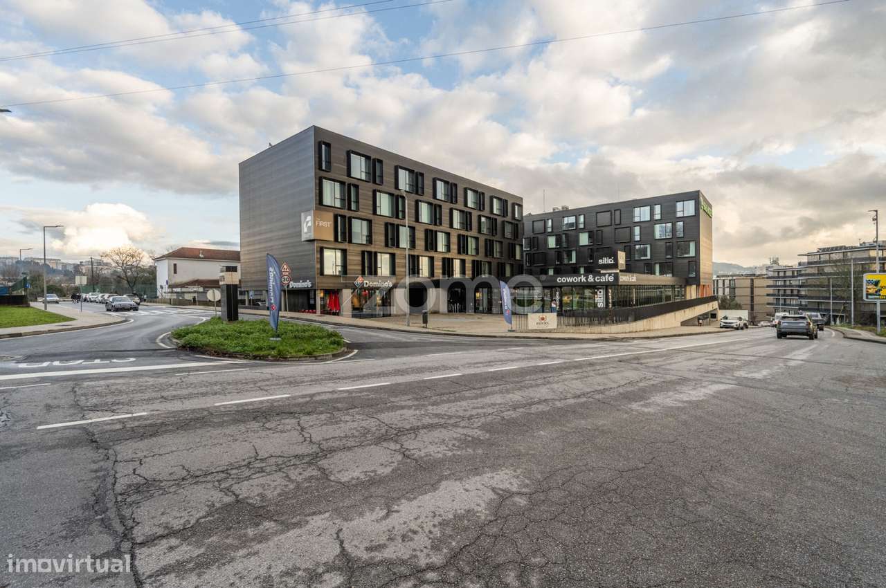 Apartamento T0 junto à Universidade do Minho em Azurém, Guimarães - Grande imagem: 5/21