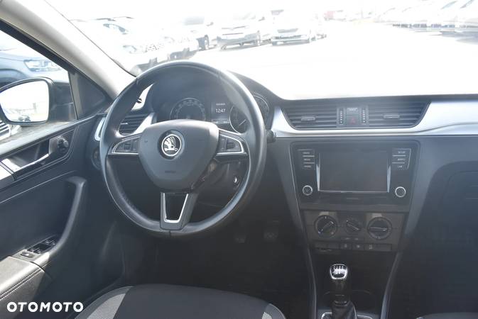 Skoda RAPID 1.6 TDI DPF Ambition - 20