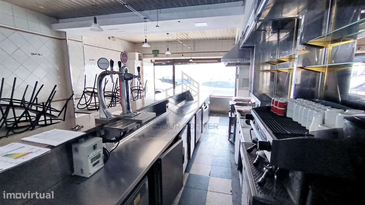 Loja  Venda em São Vicente,Lisboa-36