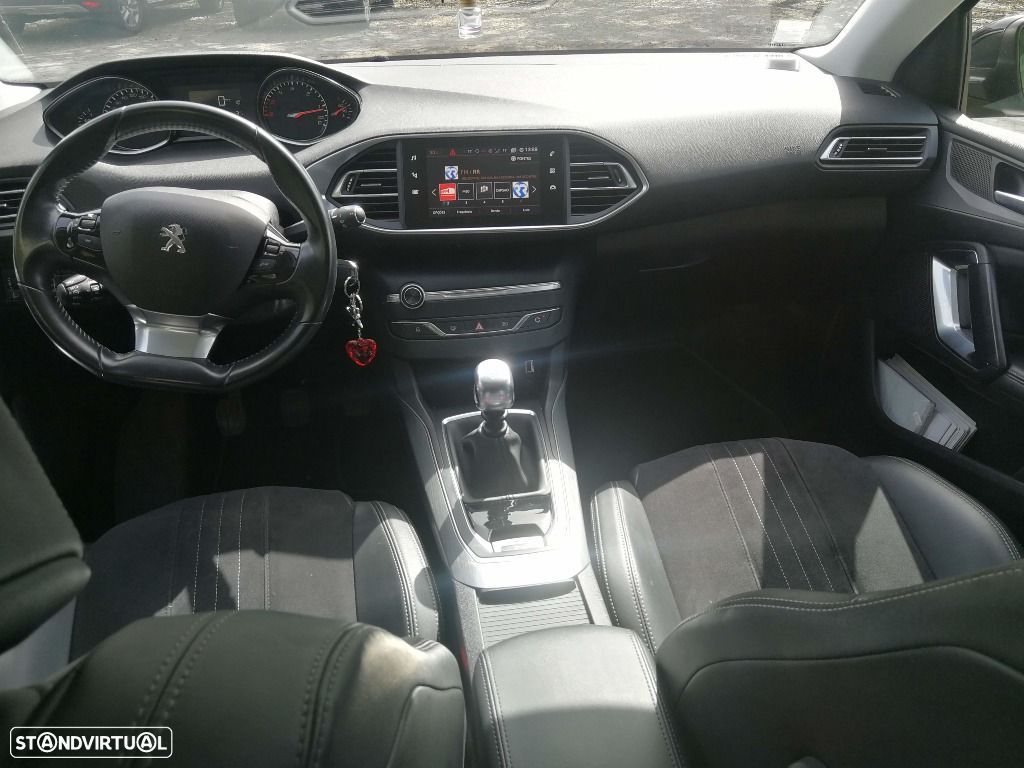 Peugeot 308 SW 1.5 BlueHDi Allure - 12