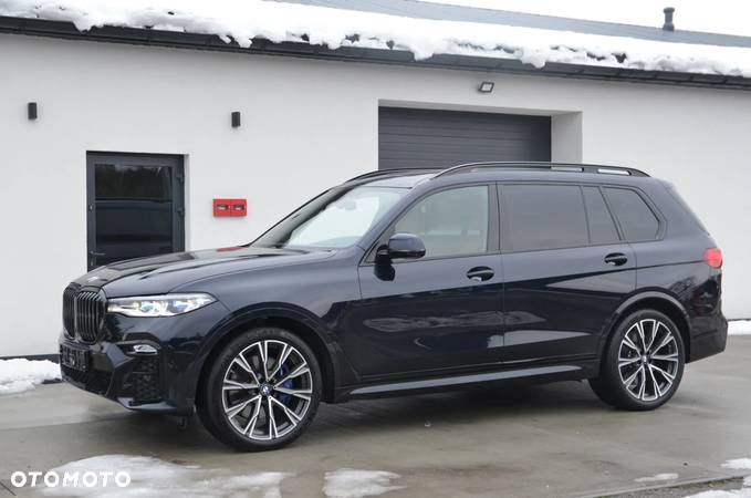 BMW X7 M50i sport - 15