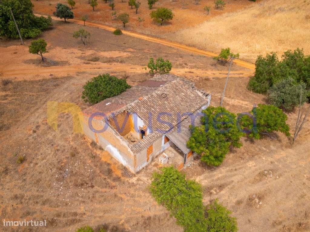 Quinta de 2,1 ha com Potencial para Turismo Rural- Guia Valverde-28