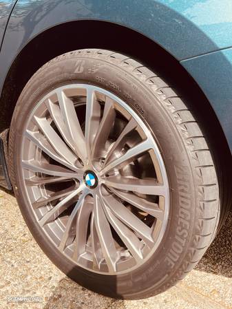 BMW 330 e Touring Line Luxury Auto - 18