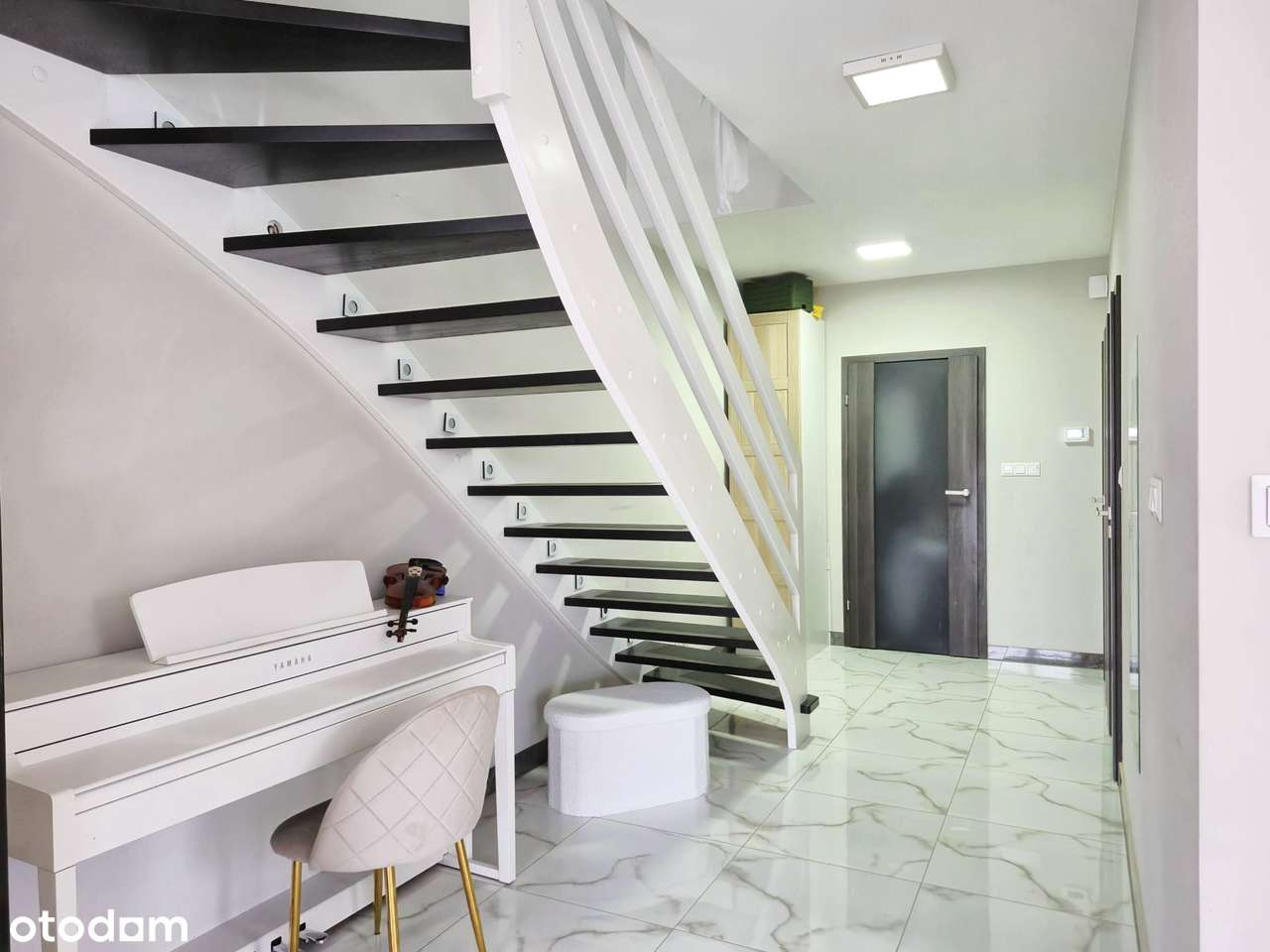 Dom w zabudowie blizniaczej Krzyków/5pokoi/ - Pełny obrazek: 4/12