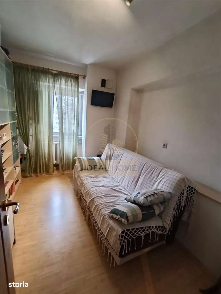 2 CAMERE DECOMANDAT - ETAJ INTERMEDIAR - ZONA GARA-1