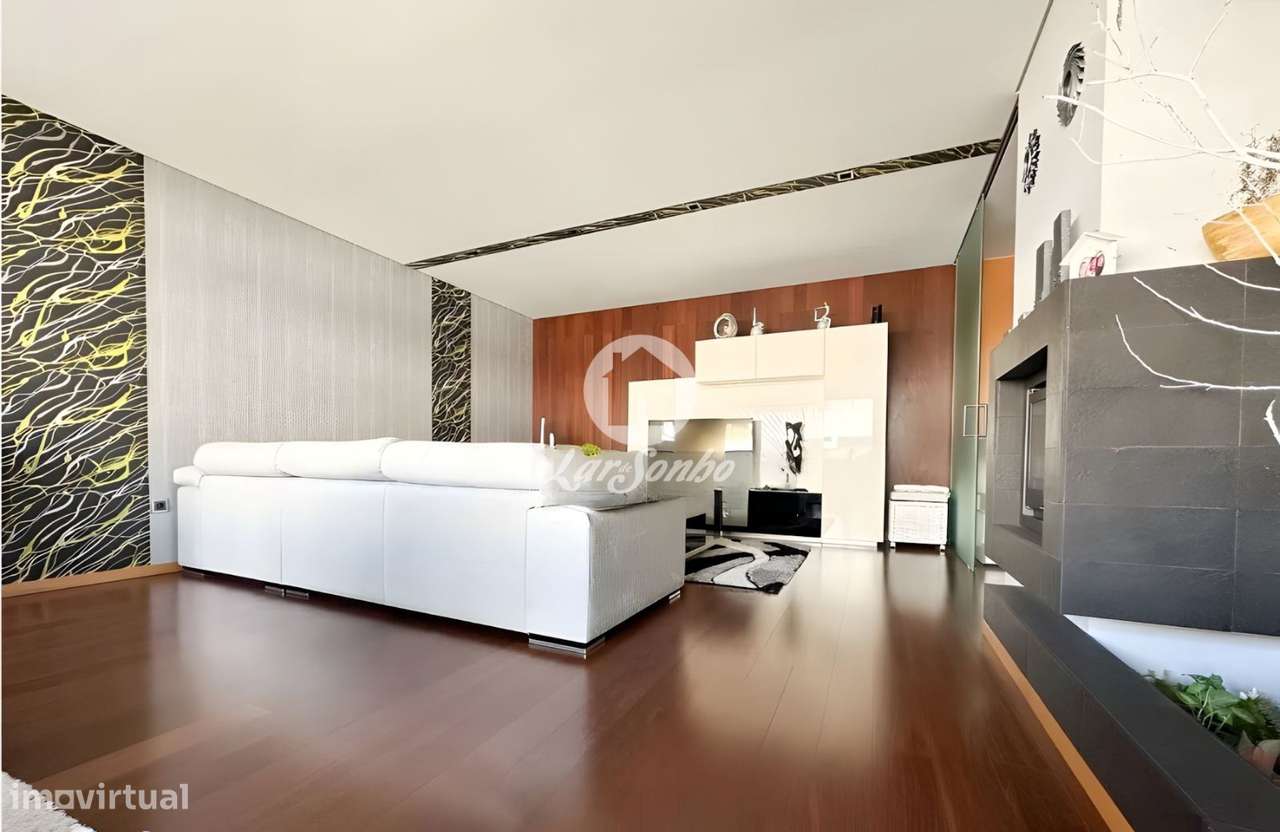 Apartamento T3 de Luxo com Suíte, Varanda e Garagem Box | Vila do C... - Grande imagem: 5/17