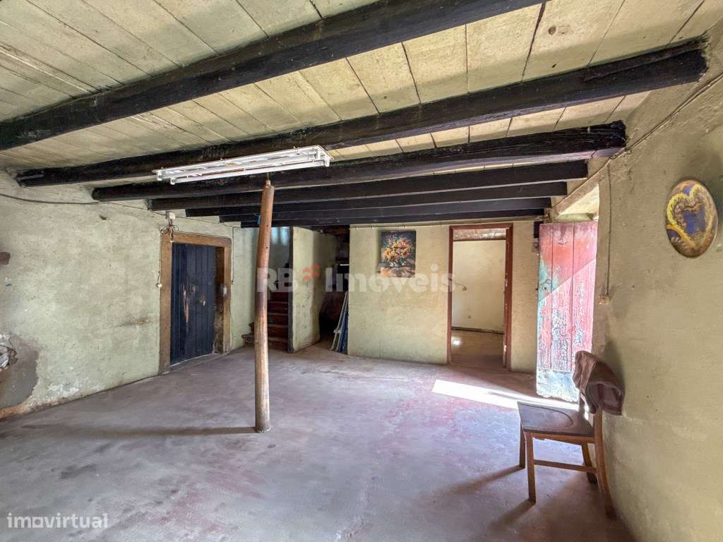 2 Moradias p/ Recuperar c/ Terreno - em Chãos, Ferreira do Zêzere-31
