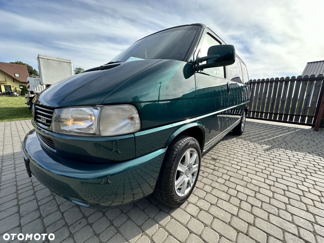 Volkswagen Caravelle - 15