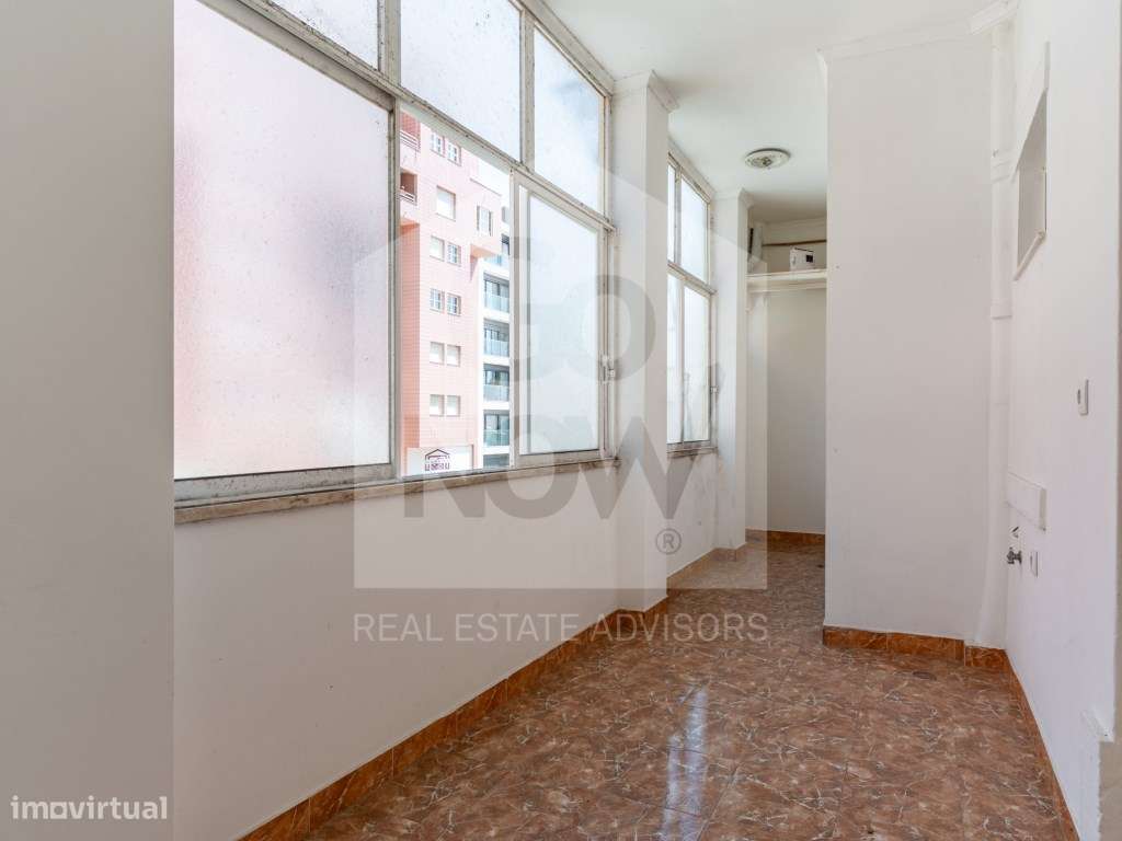 T2 com terraço na Graça-12