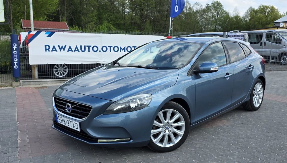 Volvo V40 II T3 2013