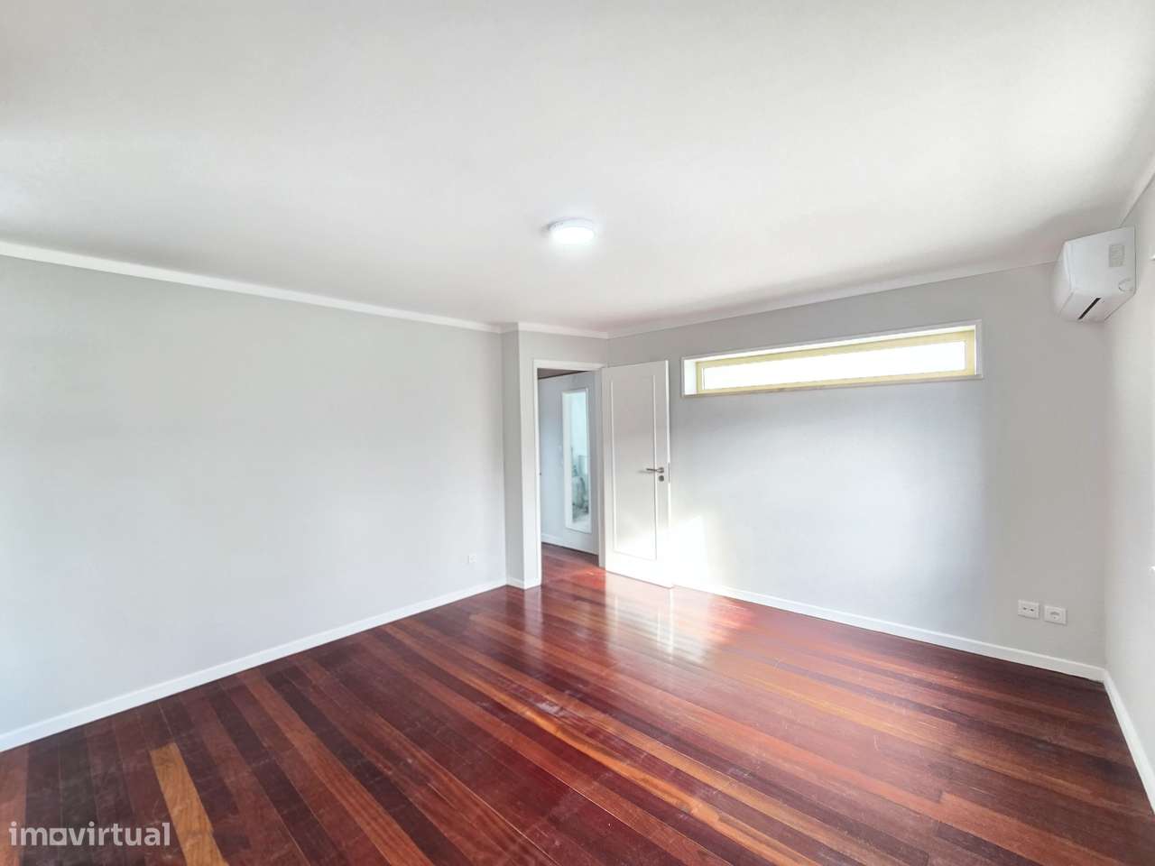 Moradia 5 quartos-17