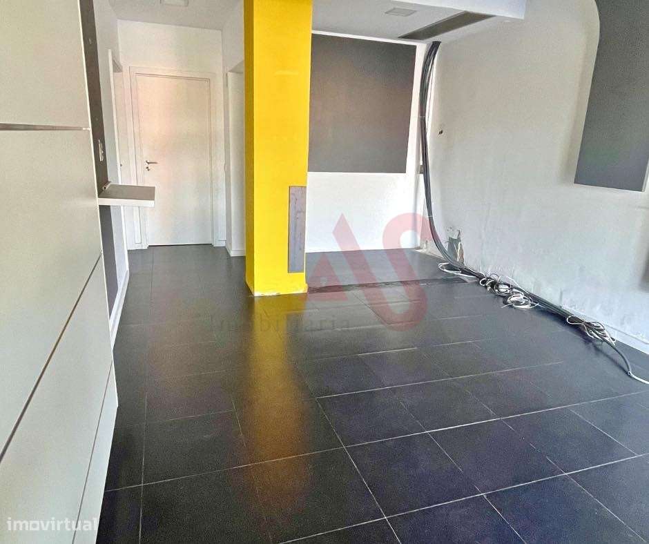 Loja para Arrendamento com 45,60 m² – Braga (São Vicente) - Grande imagem: 3/6
