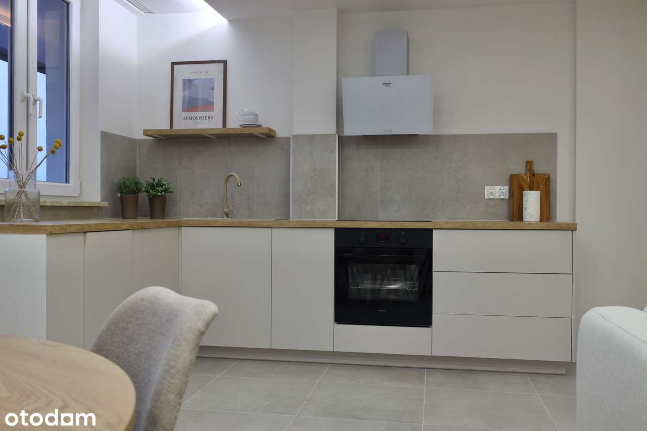 3-pok po remoncie, Nowe, 9-piętro Panorama, Duża Loggia Metro Wierzbno-10