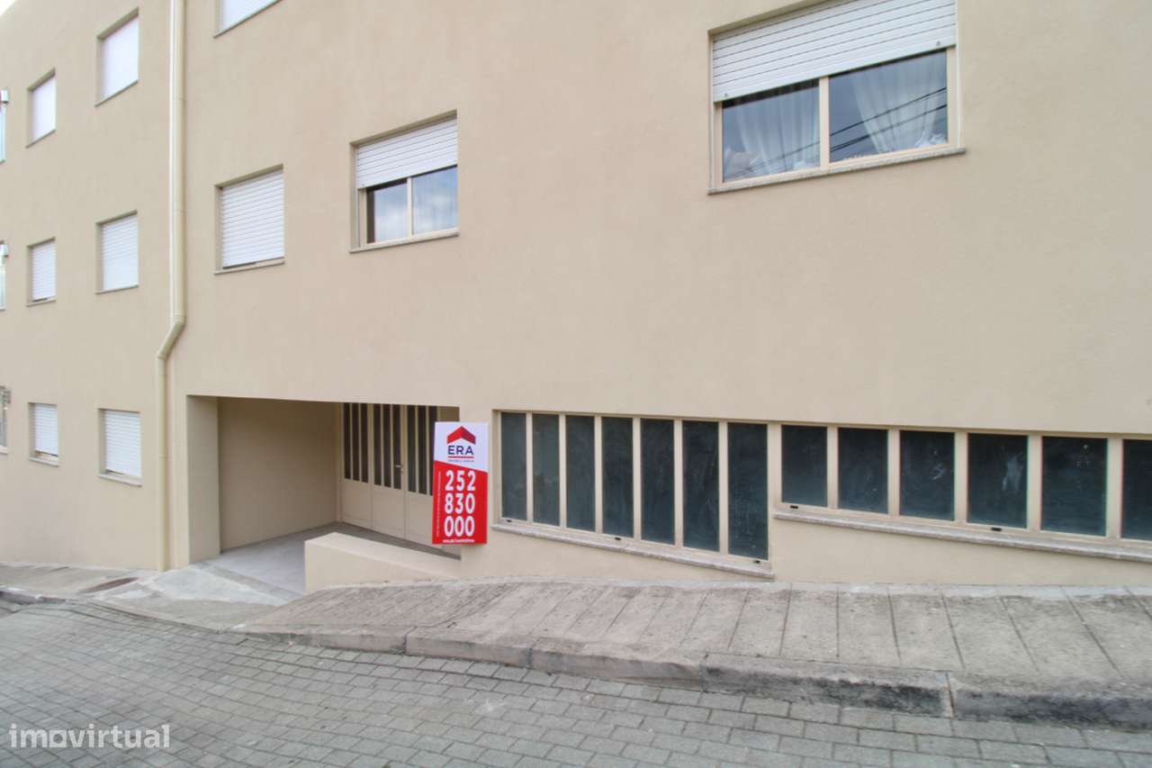 Armazém em Oliveira, Santo Tirso.-9