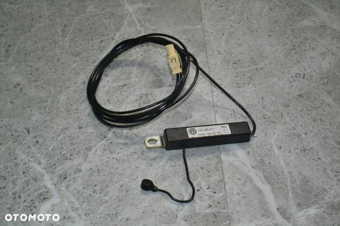 VW T5 WZMACNIACZ ANTENOWY 7E0035577 - 1