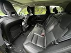 Volvo XC 60 T5 AWD Momentum Pro - 27