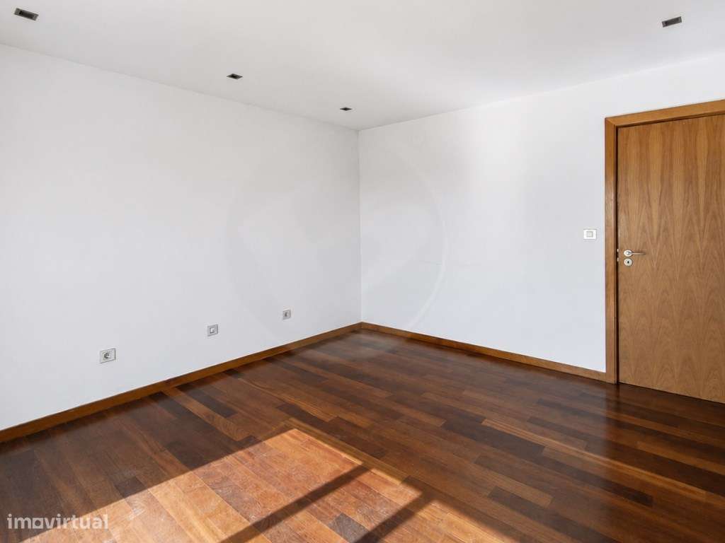 T3 Duplex com Terraço junto à Praia na Póvoa de Varzim-18
