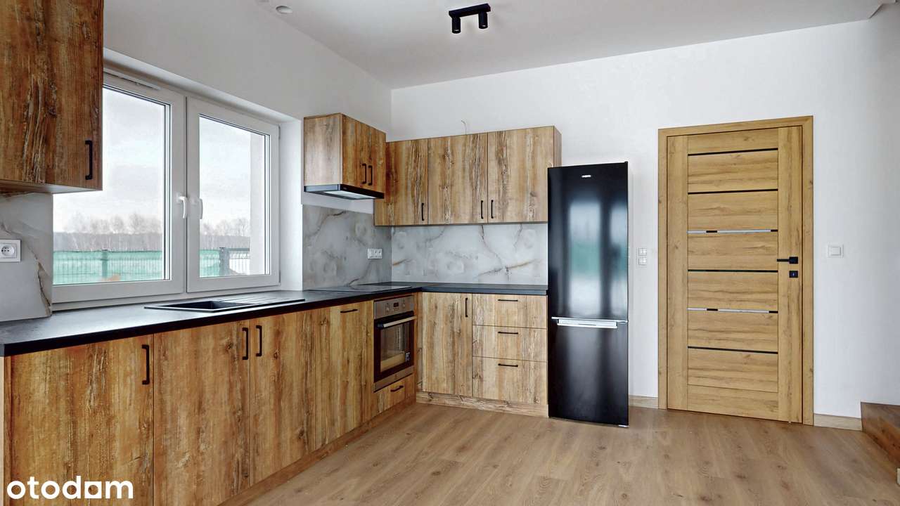 Leśny Azyl z Miejskimi Udogodnieniami – Gotowy do Obejrzenia!-6