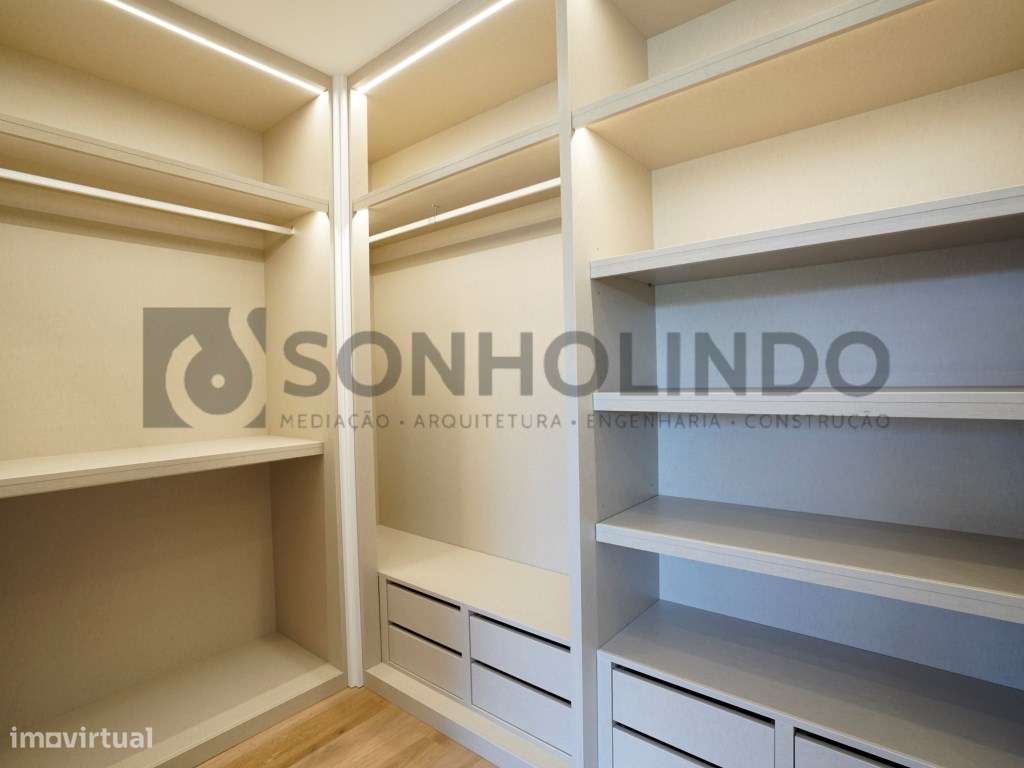 Apartamento T4 + escritório com luz direta, terraço com 153,10m2 e ...-21