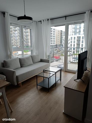 NEW - 4,500 include parking - 4 rooms (3 bedrooms)